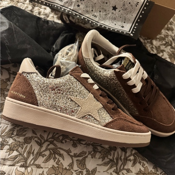 💥🤩BRAND NEW STYLE ALERT 🤩 
VINTAGE HAVANA Denisse Genuine Calf Hair Sneaker - Picture 7 of 11